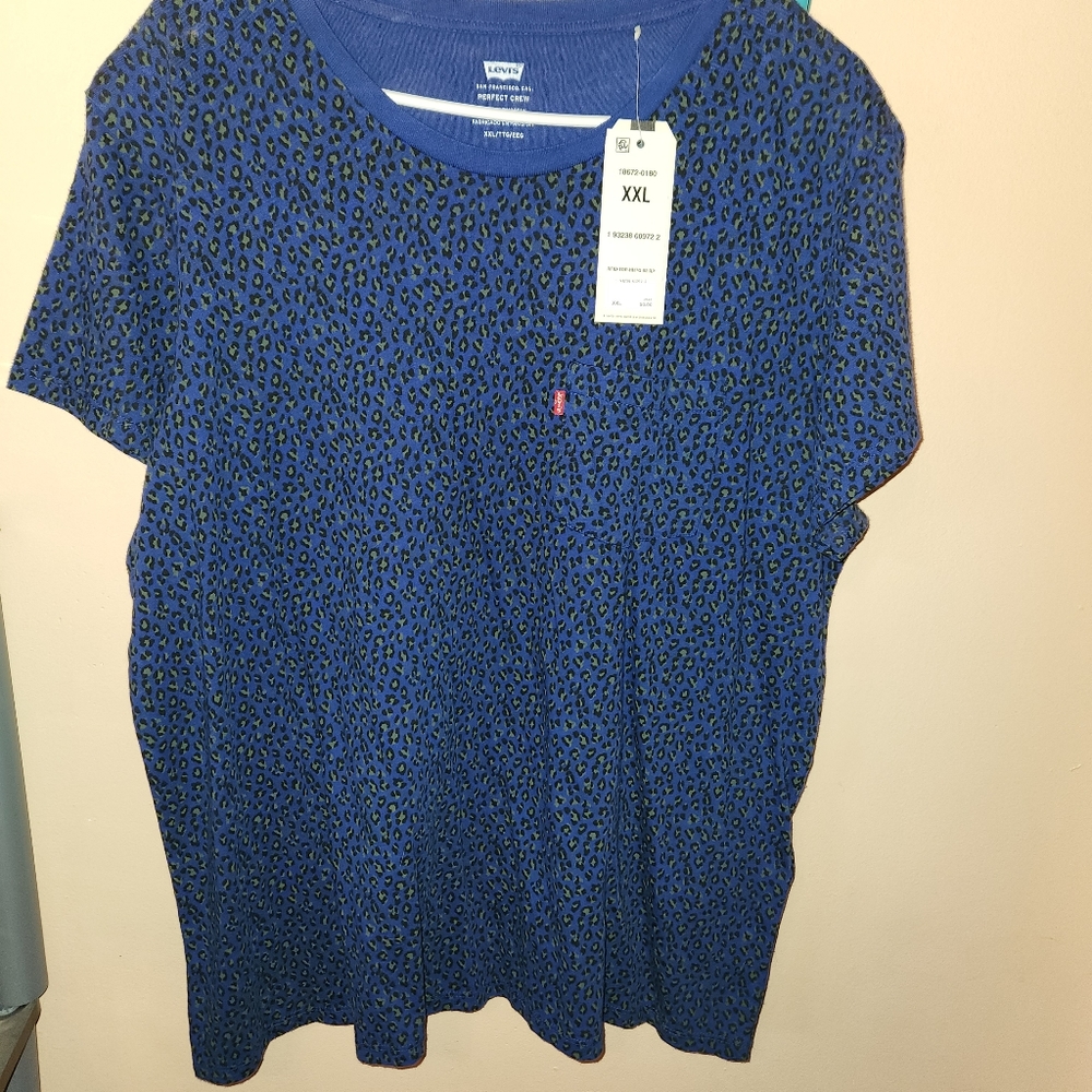 Levi shirt
